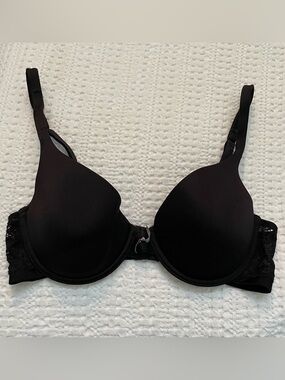 Simply Vera Vera Wang Black Smooth T-Shirt Bra with Lace Trim